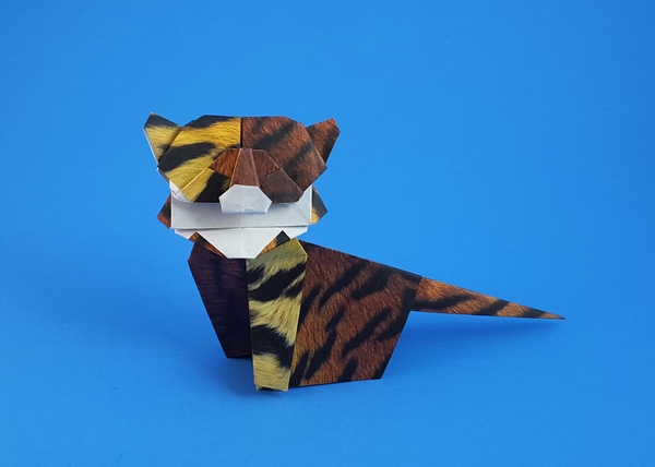 Origami Tiger by Kumasaka Hiroshi folded by Gilad Aharoni