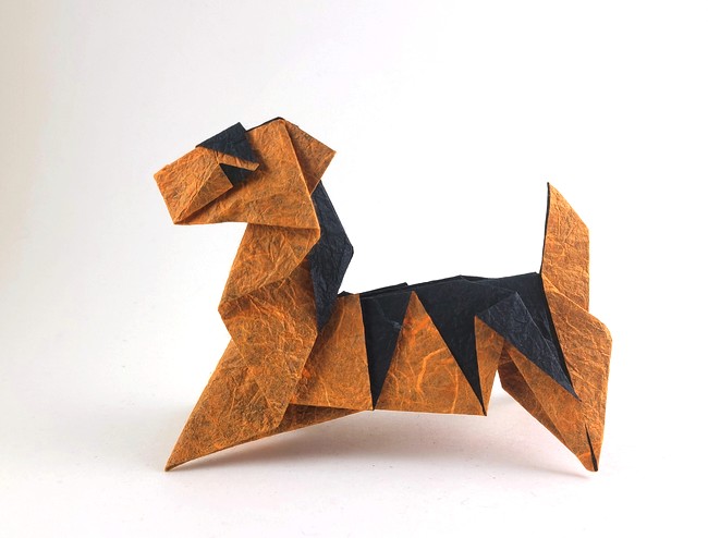 Origami Toy tiger by Oriol Esteve folded by Gilad Aharoni