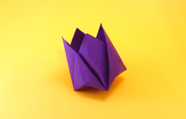 Origami Tulip for Betty by Michael G. LaFosse folded by Gilad Aharoni