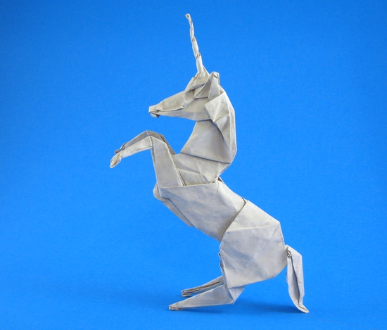 Origami Unicorn by Roman Diaz folded by Gilad Aharoni