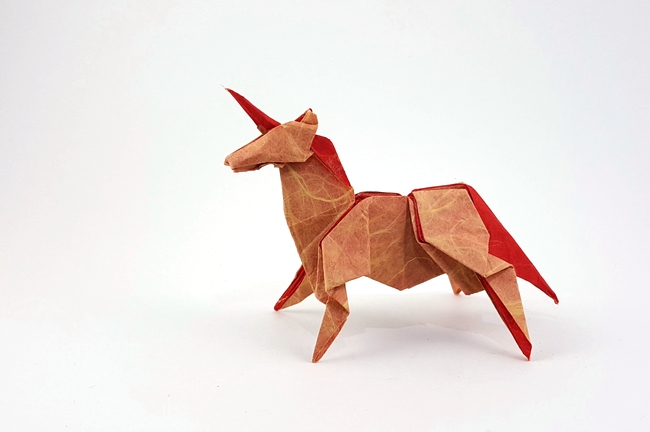 Origami Unicorn by Sakurai Ryosuke folded by Gilad Aharoni