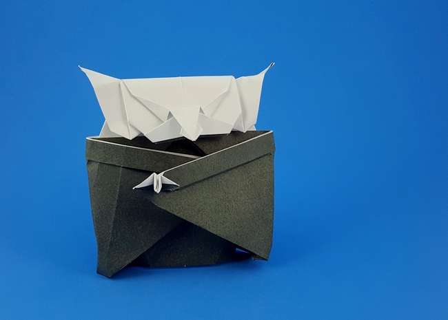 Origami Vampire by Paul Frasco folded by Gilad Aharoni
