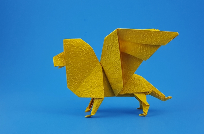 Origami Winged lion by John Montroll folded by Gilad Aharoni