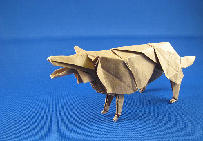 Origami Wolf by Hideo Komatsu folded by Gilad Aharoni