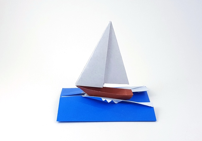 Origami Yacht by Shun Kato folded by Gilad Aharoni