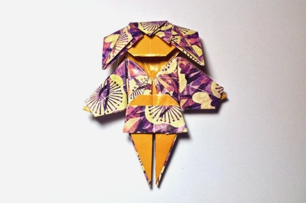 Origami Litle girl kimono by Chen Xiao on giladorigami.com