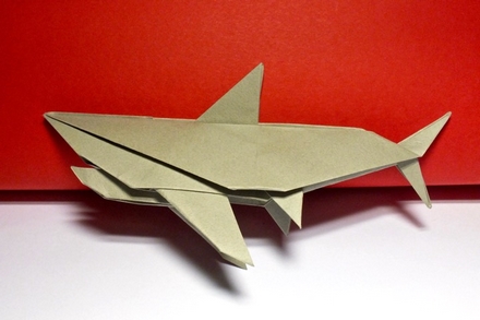 Origami Shark by Chen Xiao on giladorigami.com