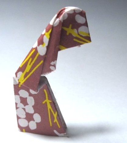 Origami Nuns by Vernon Fowler on giladorigami.com