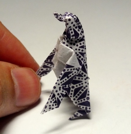 Origami Penguin by Robert Harbin on giladorigami.com