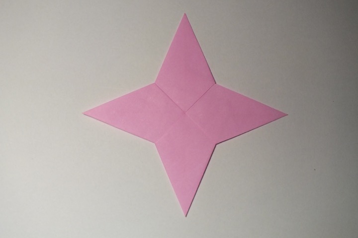 Origami Four-pointed star by John Montroll on giladorigami.com