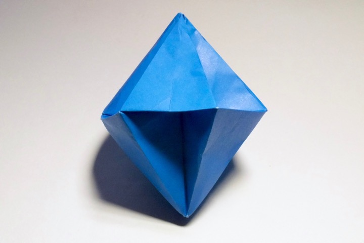 Origami Dimpled hexagonal dipyramid by John Montroll on giladorigami.com