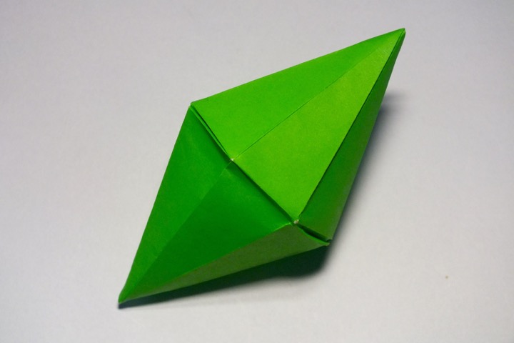Origami Heptagonal dipyramid by John Montroll on giladorigami.com