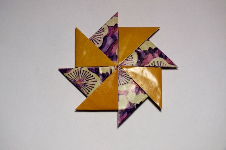 Origami Magic star by John Montroll on giladorigami.com
