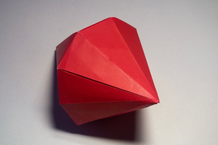 Origami Nonagonal dipyramid by John Montroll on giladorigami.com