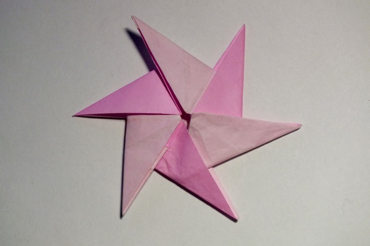 Origami Propeller by John Montroll on giladorigami.com
