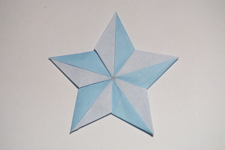 Origami Radiant five-pointed star by Russell Cashdollar on giladorigami.com