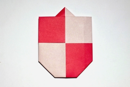 Origami Shield by John Montroll on giladorigami.com