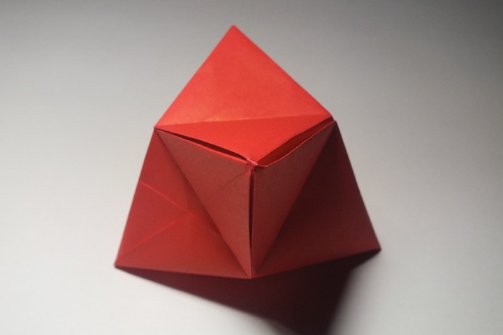 Origami Squat stellated tetrahedron by John Montroll on giladorigami.com