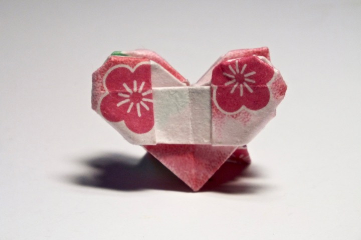 Origami Heart Shaped Frame by Aldo Putignano on giladorigami.com