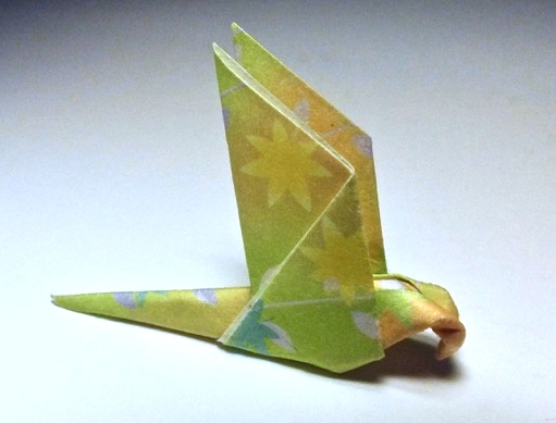 Origami Parrot by Samuel L. Randlett on giladorigami.com