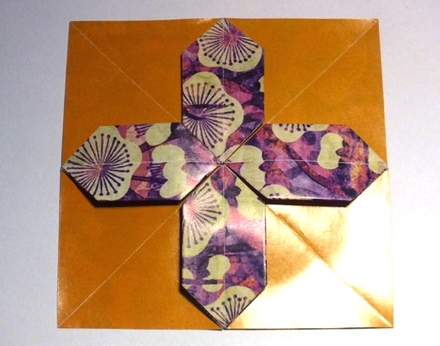 Origami Unit design by Iris Walker on giladorigami.com
