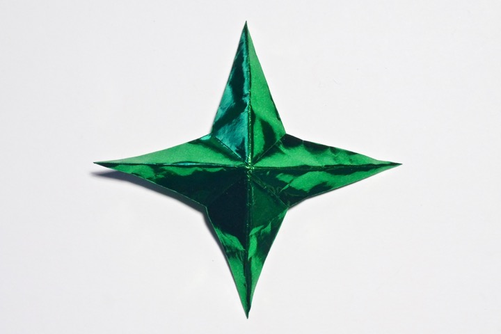 Origami Star by Akira Yoshizawa on giladorigami.com