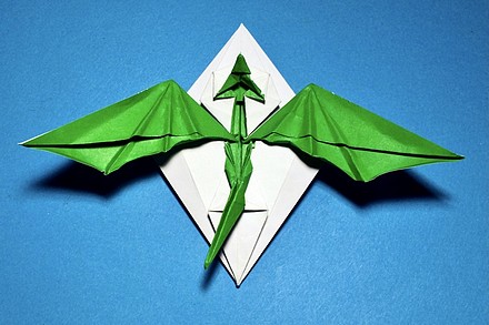 Origami Dragon shadow by ScientificAkita (Yandan Zhu) on giladorigami.com