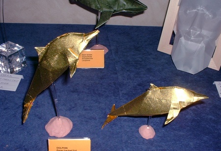 Origami Dolphin - bottle-nose by Leong Cheng Chit on giladorigami.com