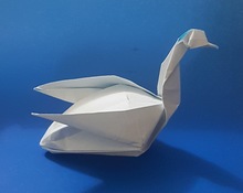 Origami Swan - inflatable by Patricia Crawford on giladorigami.com