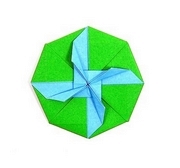 Origami Twisted coaster by Peter Budai on giladorigami.com