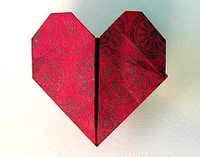 Origami Standing heart by Paul Jackson on giladorigami.com