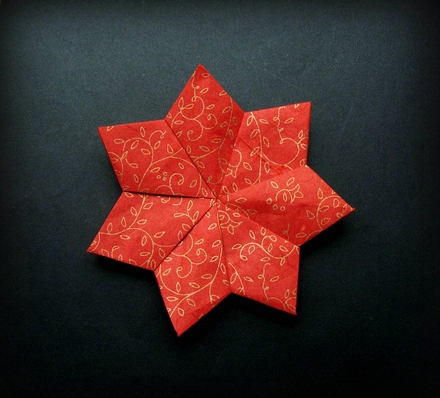 Origami Seven-pointed star by John Montroll on giladorigami.com