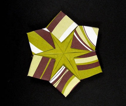 Origami Double six-pointed star by John Montroll on giladorigami.com