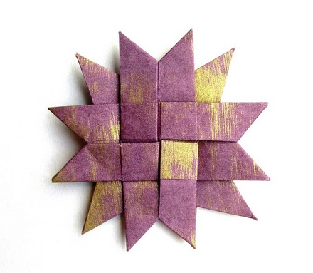 Origami Woven star by John Montroll on giladorigami.com
