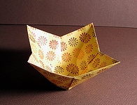 Origami Dish-1 by Philip Shen on giladorigami.com