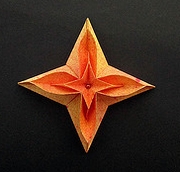 Origami Vanda star by Carmen Sprung on giladorigami.com