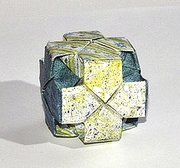 Origami Dice kusudama by Makoto Yamaguchi on giladorigami.com
