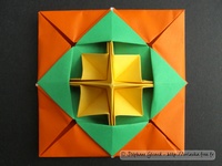 Origami Spinner - Makoto-koma by Makoto Yamaguchi on giladorigami.com
