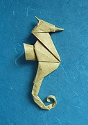 Origami Seahorse by Fumiaki Kawahata on giladorigami.com