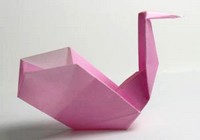 Origami Swan by Akiko Ishikawa on giladorigami.com
