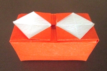 Origami Piper box variation by Jorge E. Jaramillo on giladorigami.com