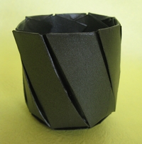 Origami Striped cup by Jorge E. Jaramillo on giladorigami.com