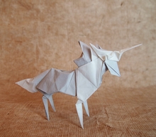 Origami Unicorn by Gotani Tetsuya on giladorigami.com