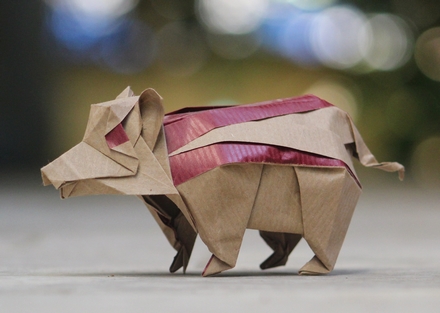 Origami Wild boar piglet by Kyouhei Katsuta on giladorigami.com