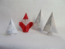 Origami Christmas tree by Matsuno Yukihiko on giladorigami.com