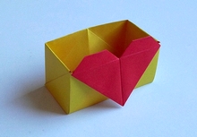 Origami Heart box by Francesco Mancini on giladorigami.com