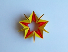 Origami Leonie star by Francesco Mancini on giladorigami.com