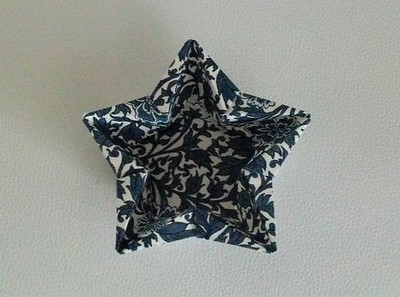 Origami Little star box by Francesco Mancini on giladorigami.com
