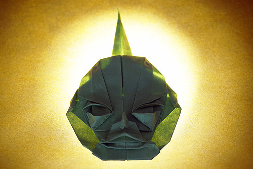 Origami Demon mask by Kawai Toyoaki on giladorigami.com