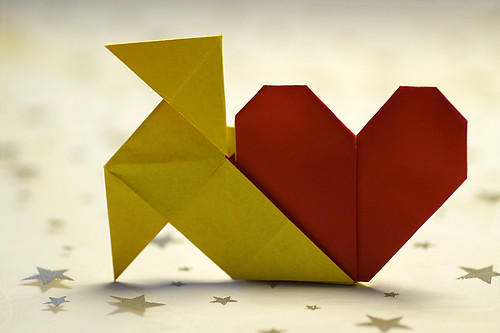 Origami Pajarita and heart by Francis Ow on giladorigami.com